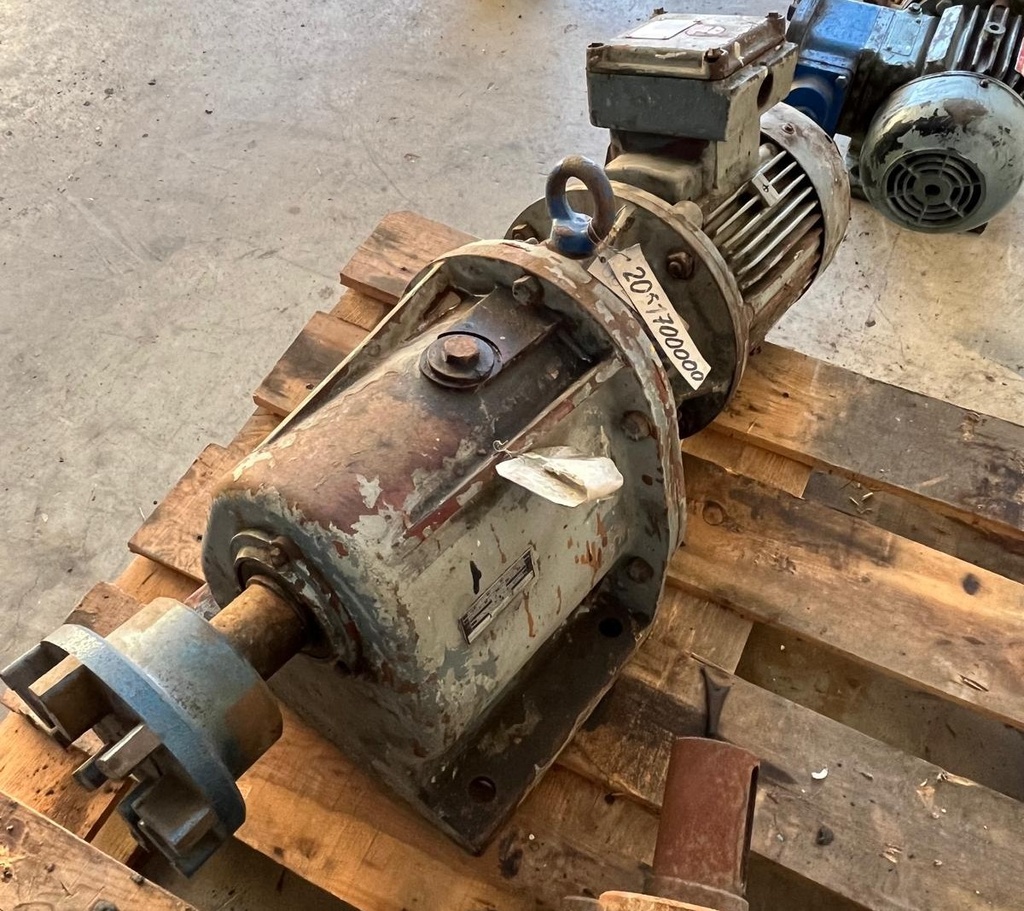  EBERHARD BAUER D-7300 ESSLINGEN DNX2A46VZ/321