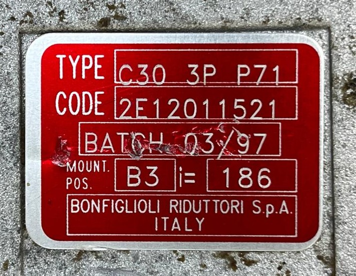 BONFIGLIOLI  C30 3P P71  i=186 + MR 14/F i=3,84 MOTOREDUCTOR