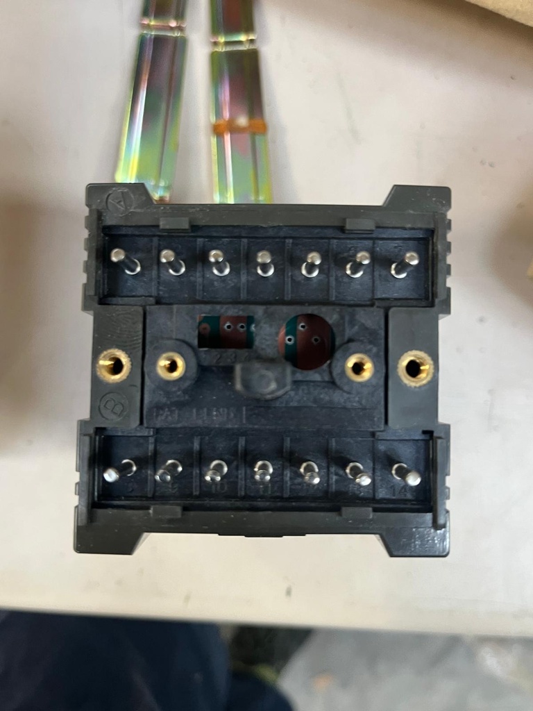 PEPPERL+FUCHS KCX-6DM-V