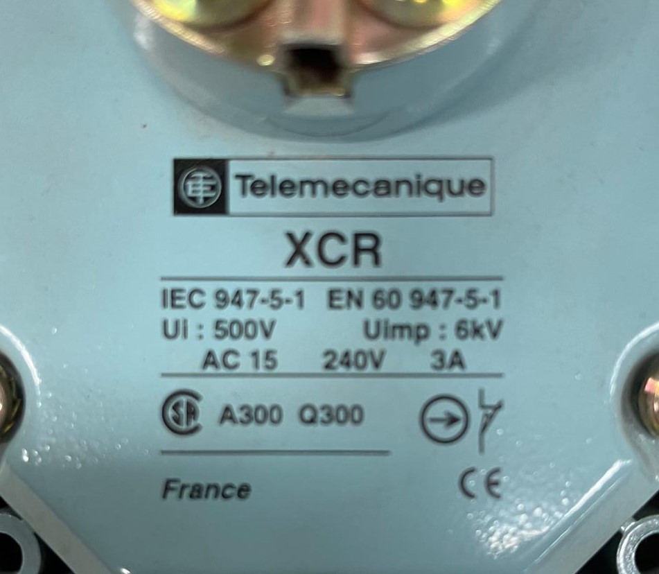 XCR-A15 