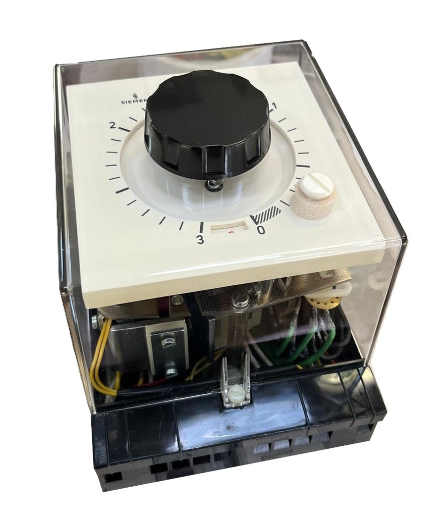 SIEMENS  7PN6051-0A