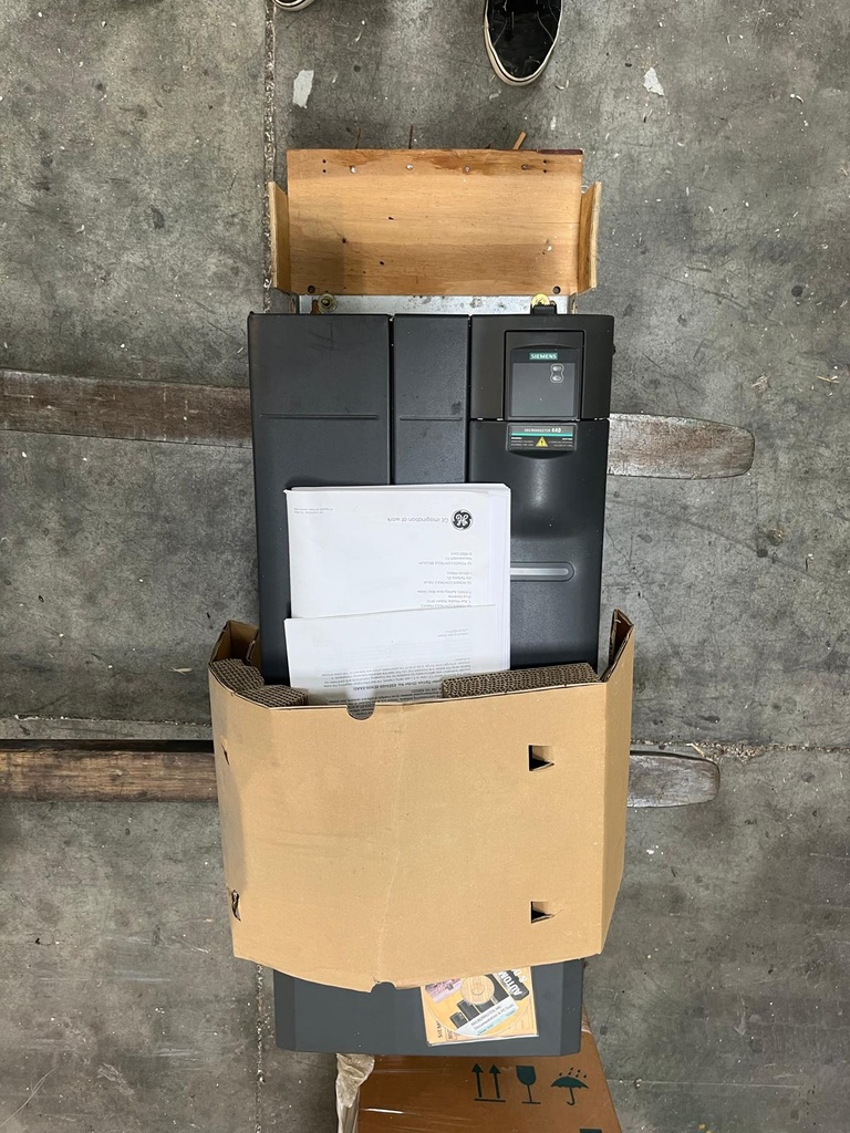 MICROMASTER 440 6SE6440-2AD34-5FA1 