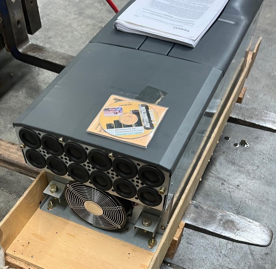 MICROMASTER 440 6SE6440-2AD34-5FA1 