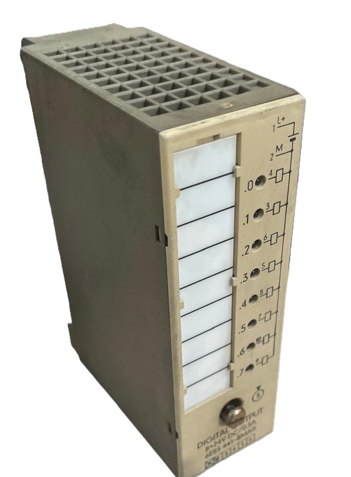 Siemens SIMATIC S5 441 6ES5441-8MA11 8 DO 24 V