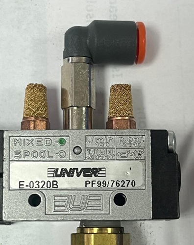 [VALN00011] E0320-B UNIVER 